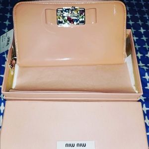 Miu Miu wallet with box